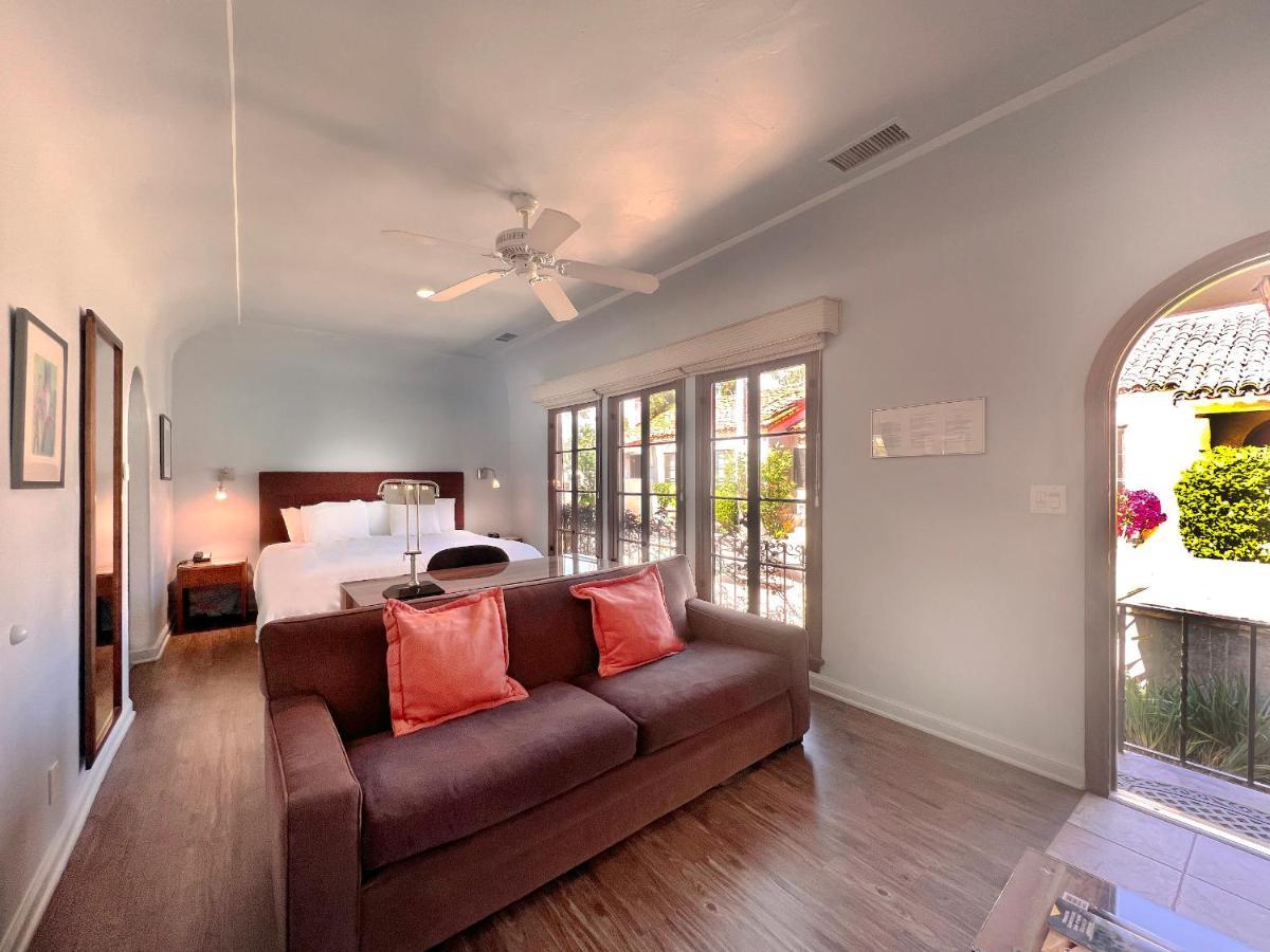 One-Bedroom Suite,1293469228:JPEG