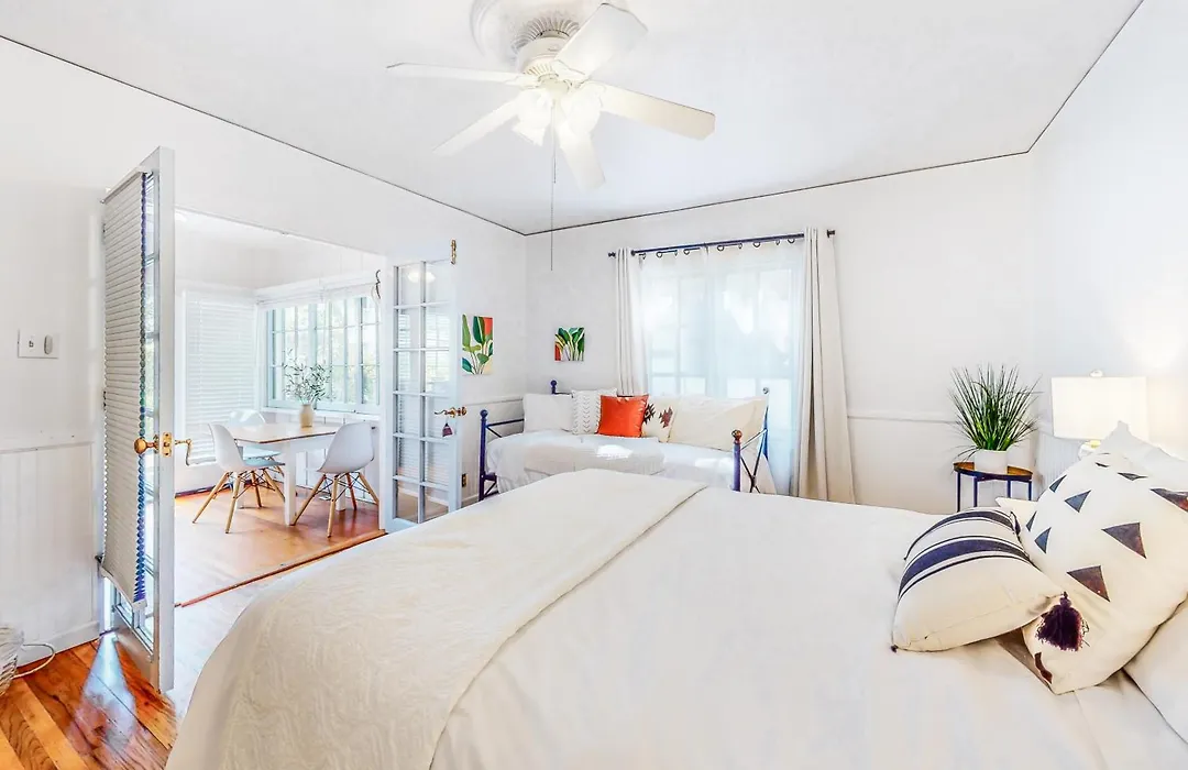 East Beach Retreats-1
