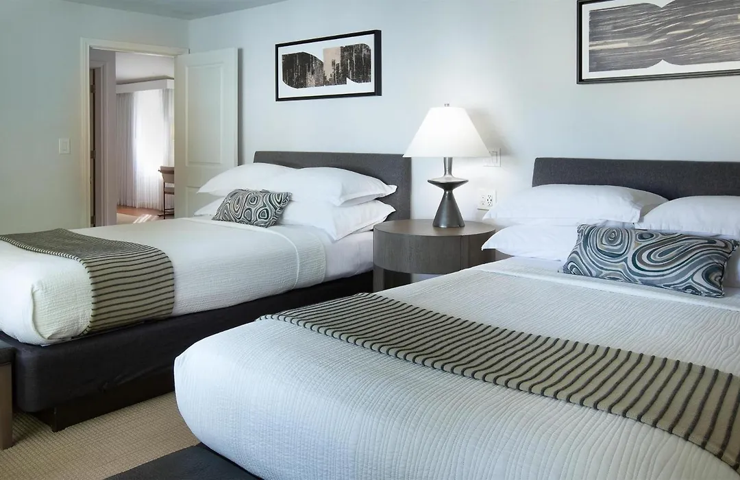West Beach Inn, A Coast Hotel-1