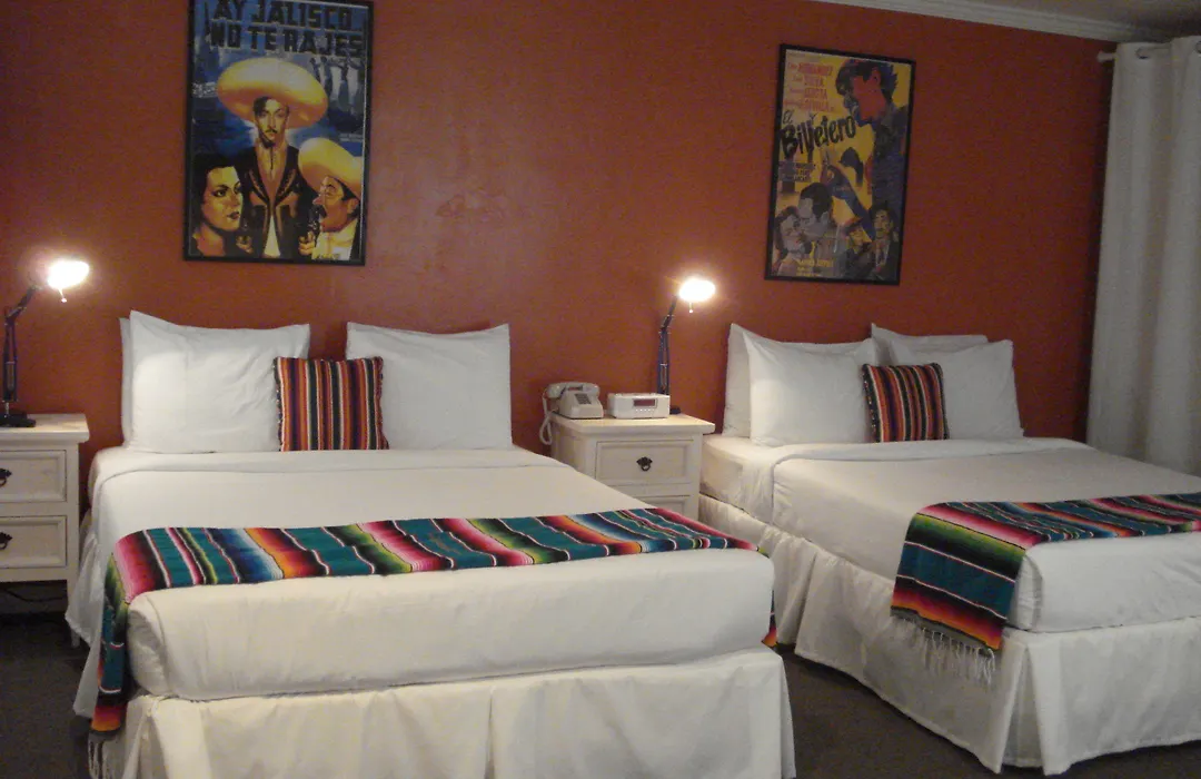 Agave Inn-1