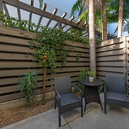 Riviera Beach House-3