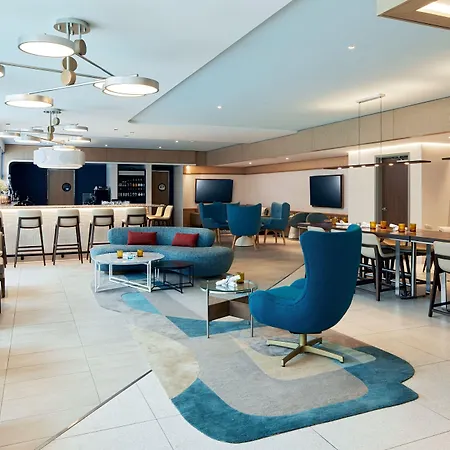 Courtyard By Marriott Santa Barbara Downtown-3